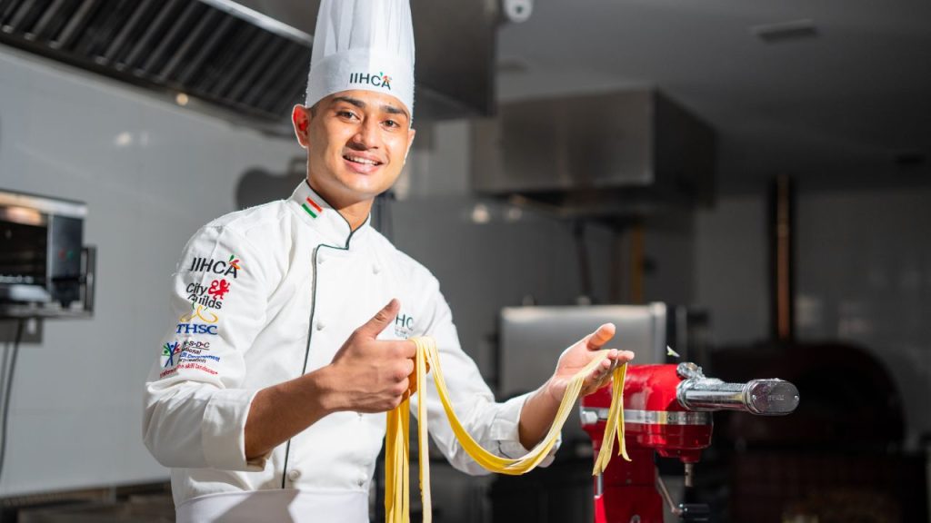 How to become a chef in united states